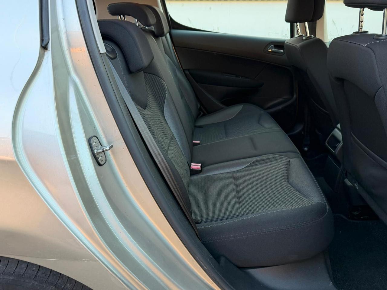 Peugeot 308 1.6 HDi 90CV 5p. Tecno