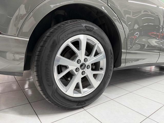 AUDI Q3 35 TDI quattro S tronic Business Advanced