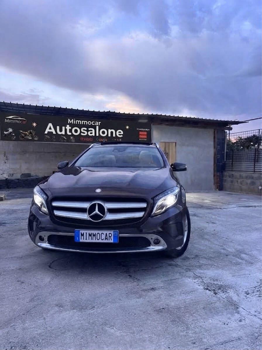Mercedes-benz GLA 200 d Automatic Premium