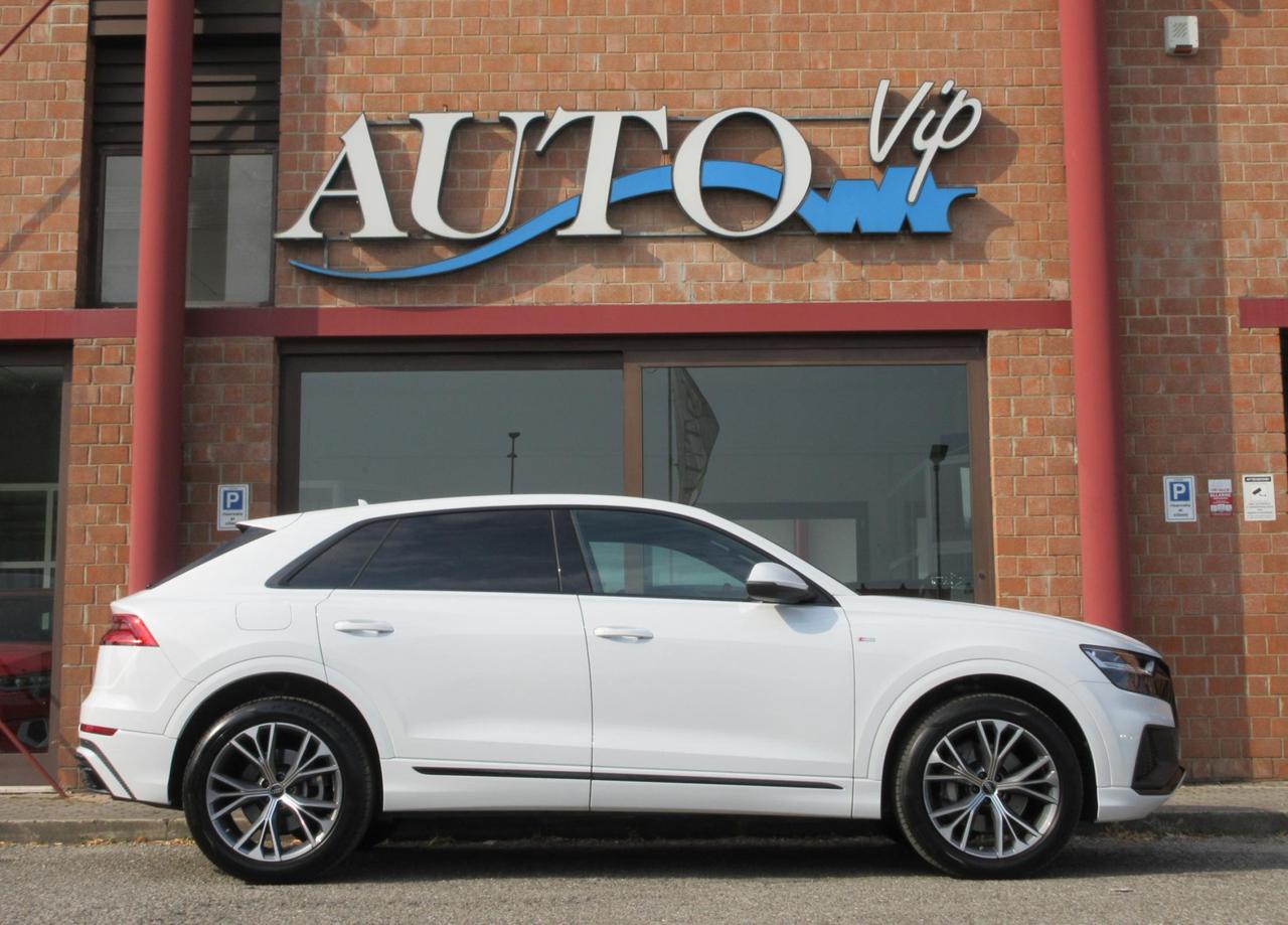 Audi Q8 50 3.0 tdi mhev Sport quattro tiptronic