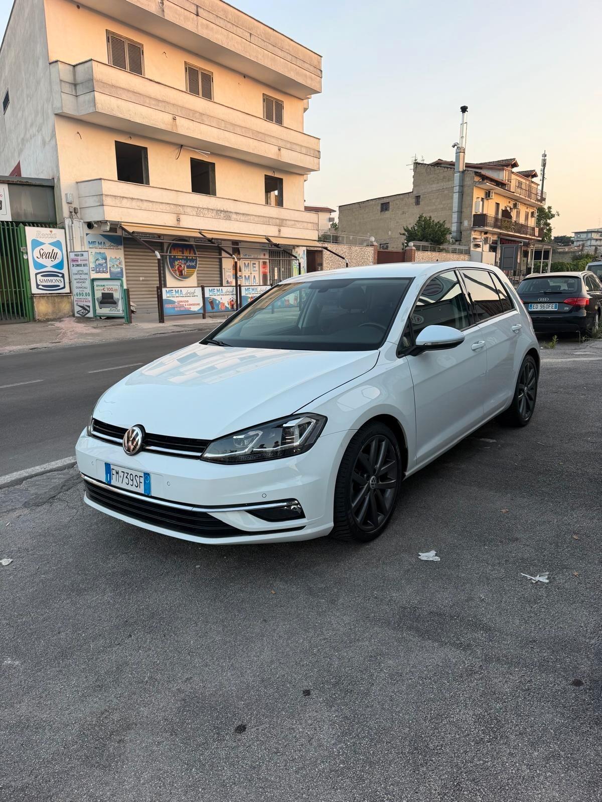 Volkswagen Golf VII 2017 5p 1.6 tdi Highline 115cv dsg