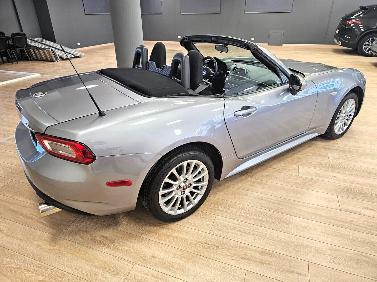 Fiat 124 Spider 1.4 MultiAir AT6
