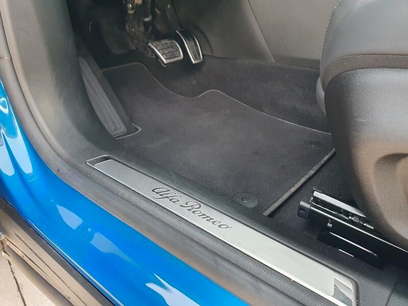 ALFA Tonale 1.3 PHEV 280 AT6 VELOCE NAVI CAM TETTO