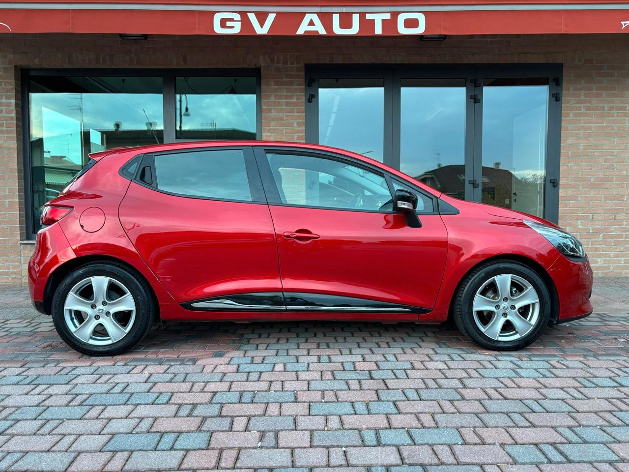 Renault CLIO TCe 90CV Energy