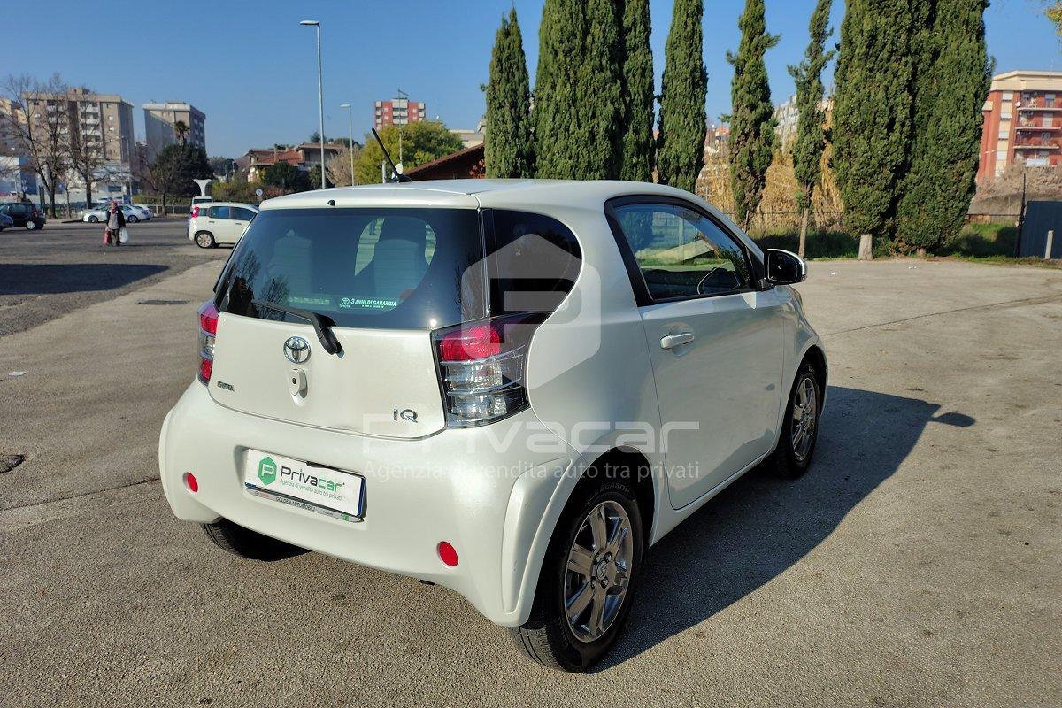 TOYOTA iQ 1.0 High Collection