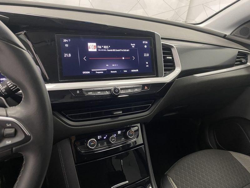 Opel Grandland I 2022 1.6 phev GS Line awd 300cv auto
