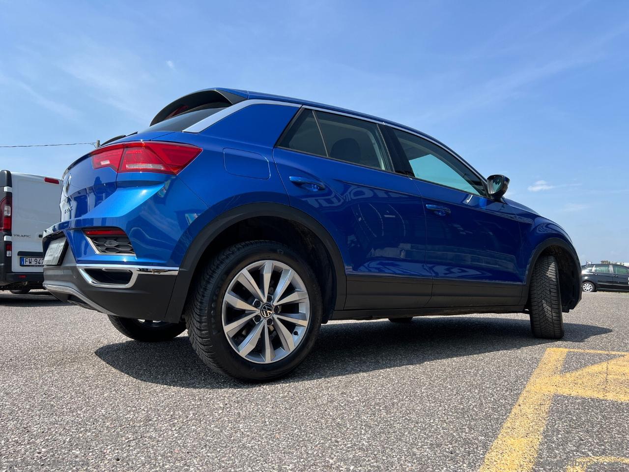 VOLKSWAGEN T-Roc 2.0 TDI 150 CV DSG Business BMT IVA DEDUCIBILE