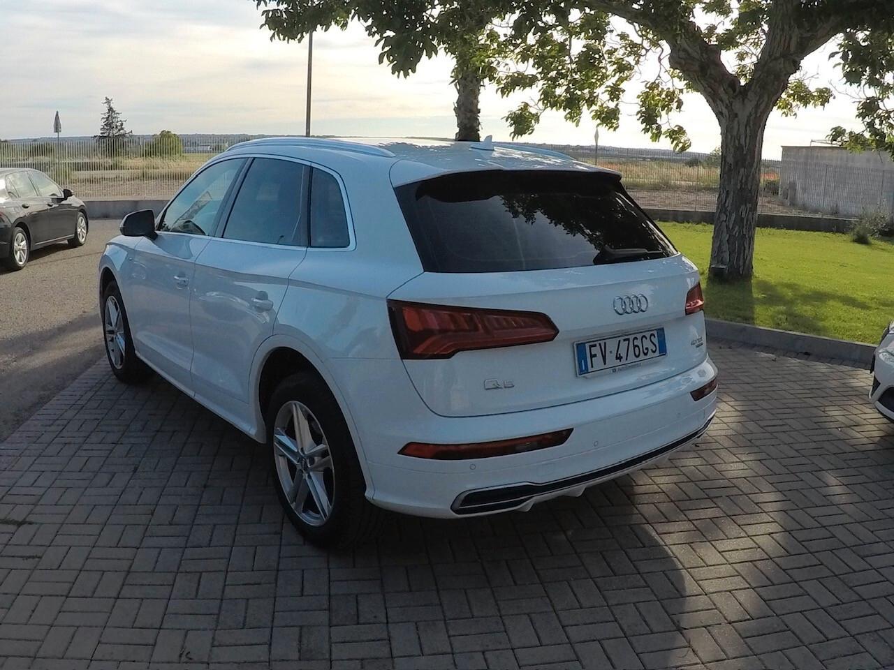 Audi Q5 40 TDI quattro S tronic S line