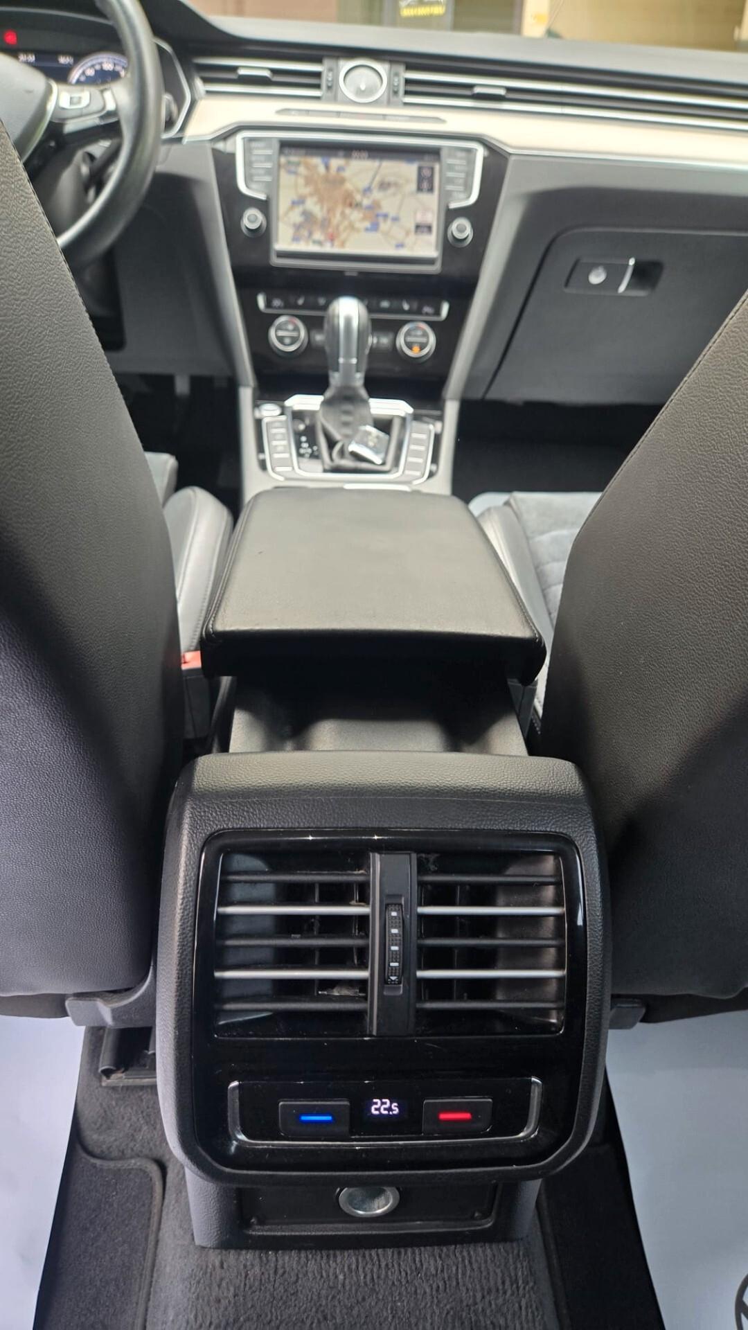Volkswagen Passat Variant 2.0 TDI 4MOTION Highline BlueMotion Tech.