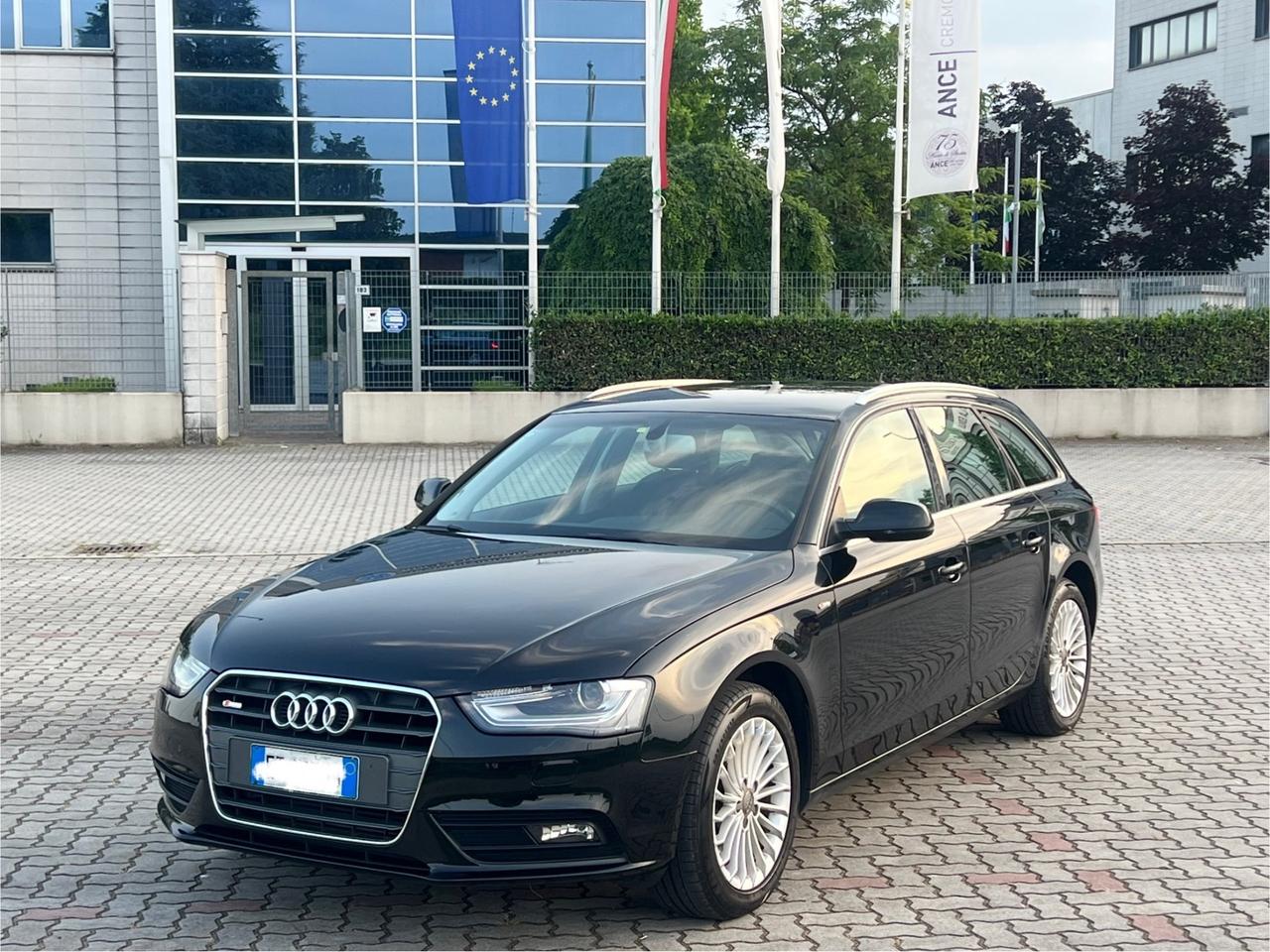 Audi A4 S-Line 2.0 TDI 120 Cv