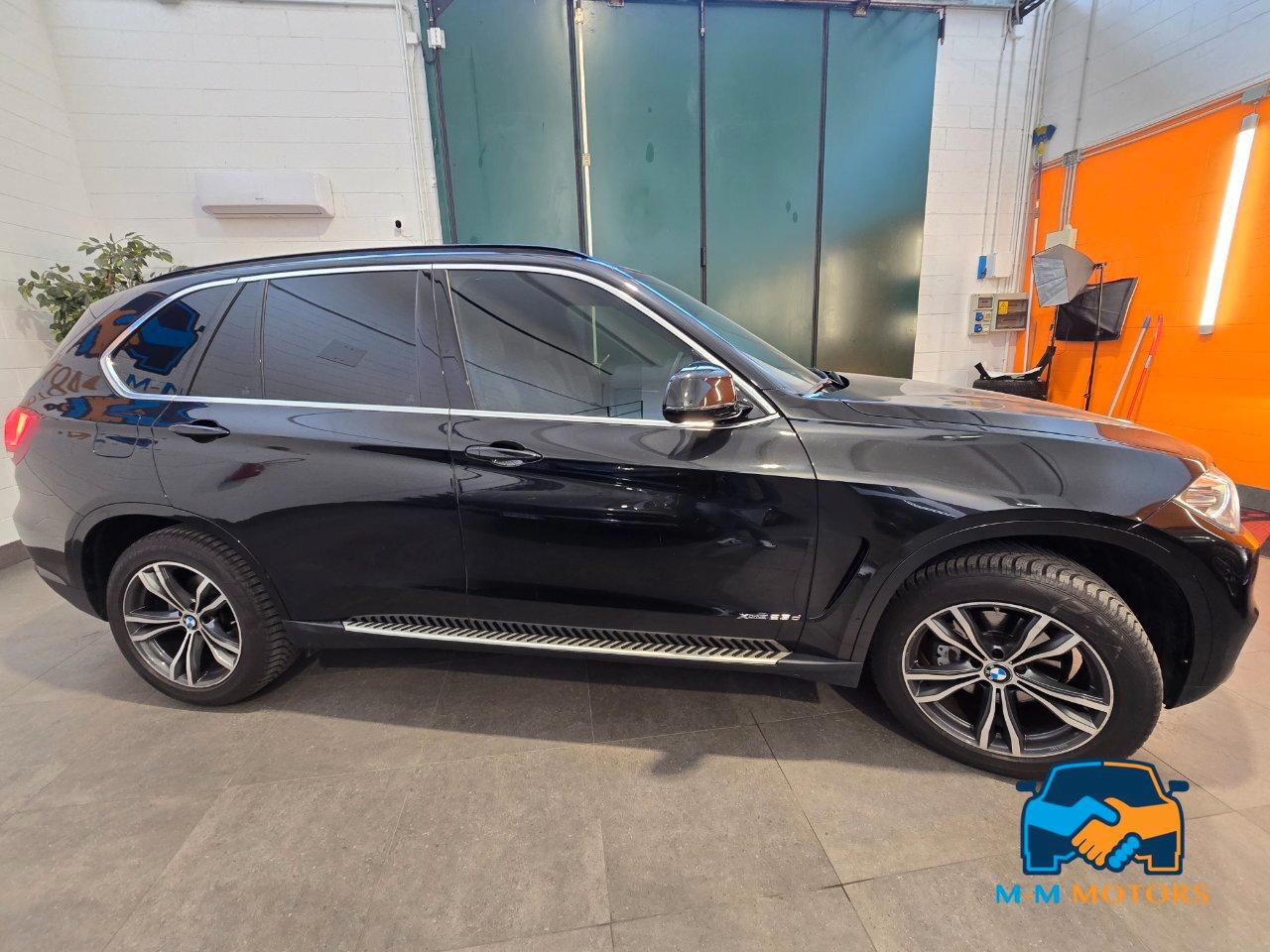 BMW X5 xdrive25d Luxury 218cv auto 7 POSTI
