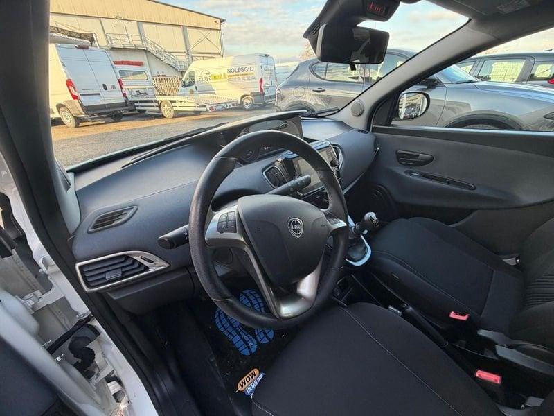 Lancia Ypsilon Ypsilon 1.0 FireFly 5 porte S&S Hybrid Ecochic Gold