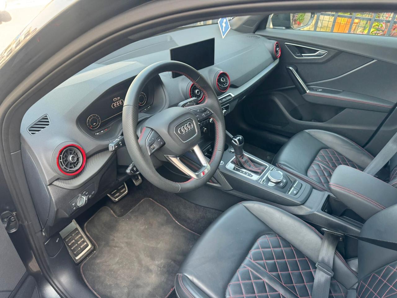 Audi Q2 30 TDI S tronic line Edition FULL