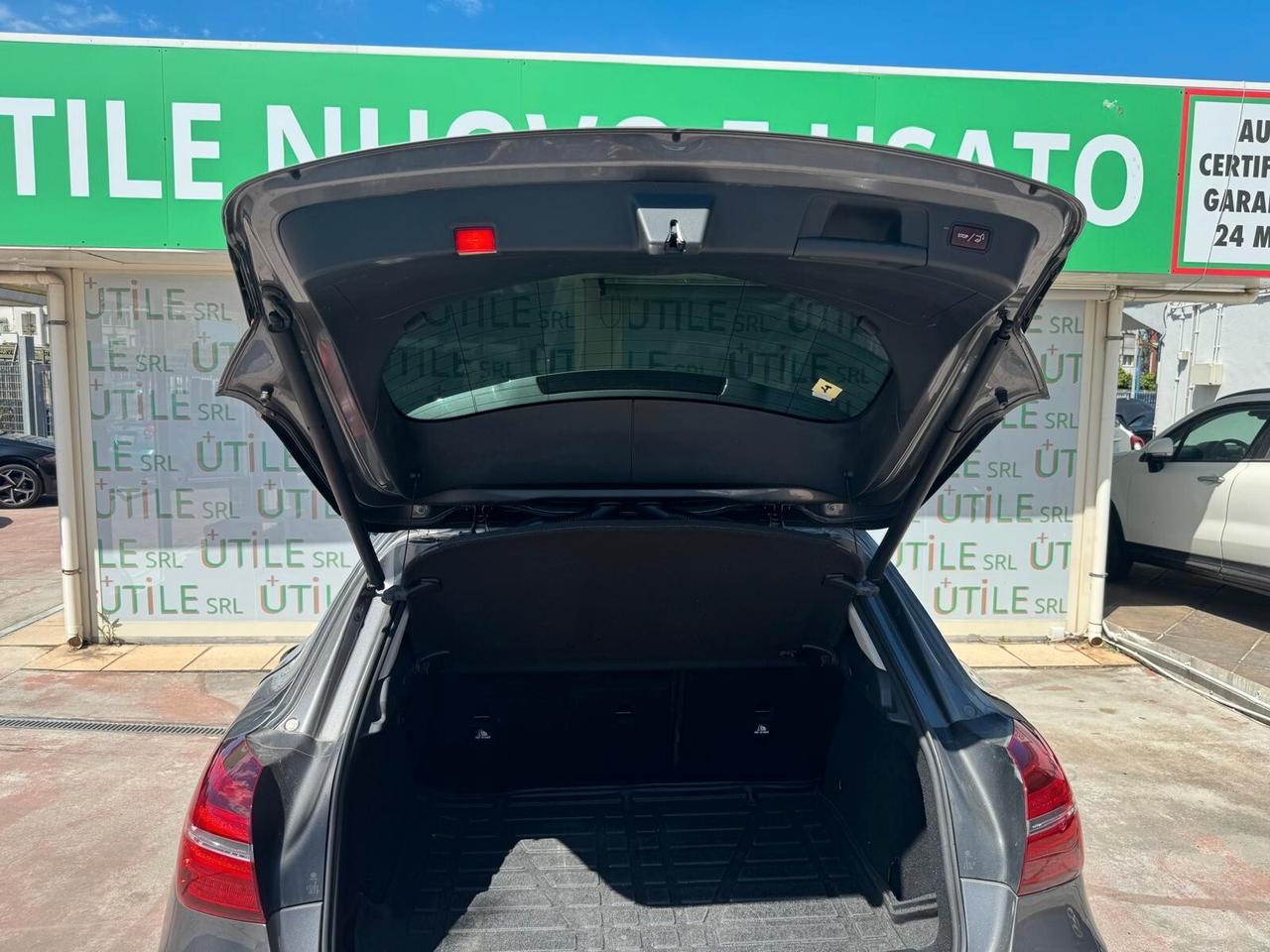 Mercedes-benz GLA 200 d Automatic Premium