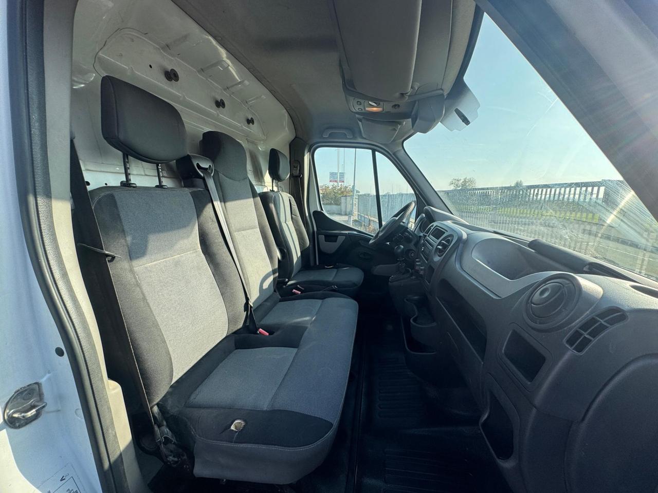 RENAULT Master prezzo + iva 22% T35 2.3 dci 125cv L2H2 E5