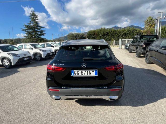 MERCEDES-BENZ GLA 250 Mercedes-Benz GLA-Klasse GLA 250e Progressive
