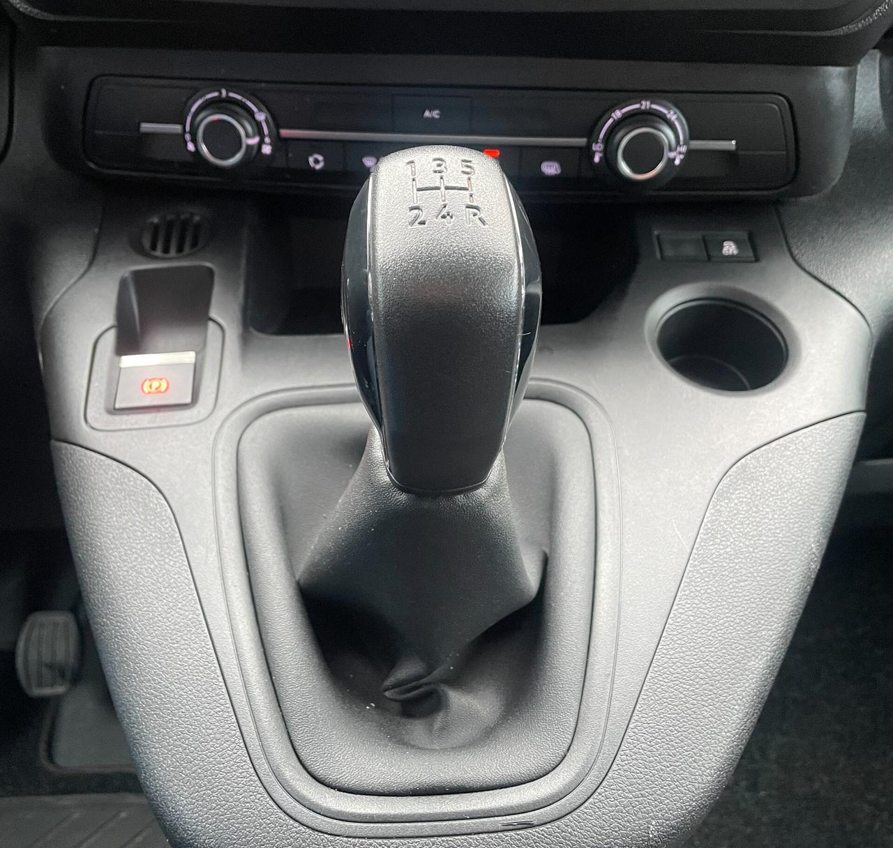 PEUGEOT Partner 1.5 bluehdi 100cv L1 Grip 10q S&S E6d