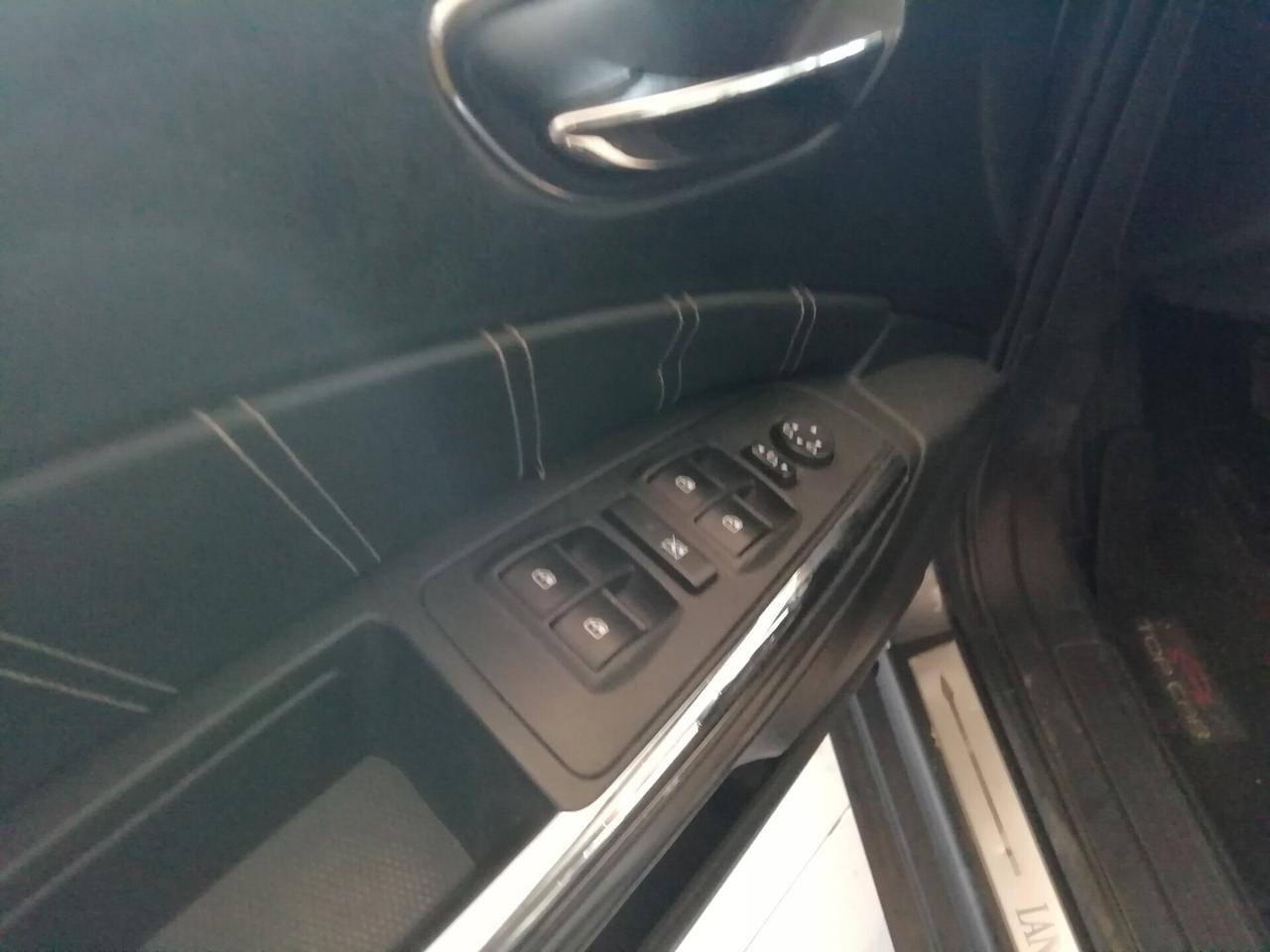 Lancia Delta 1.6 MJT DPF Argento