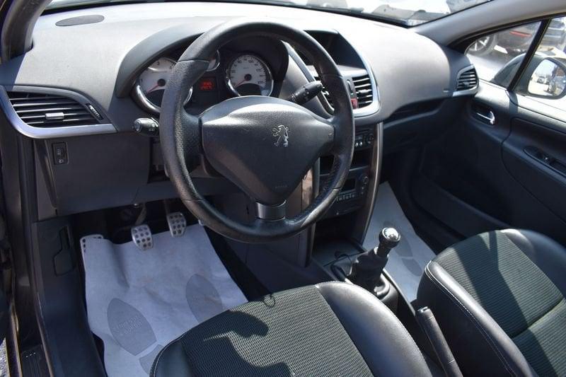 Peugeot 207 1.6 8V HDi 93CV 5p. Active