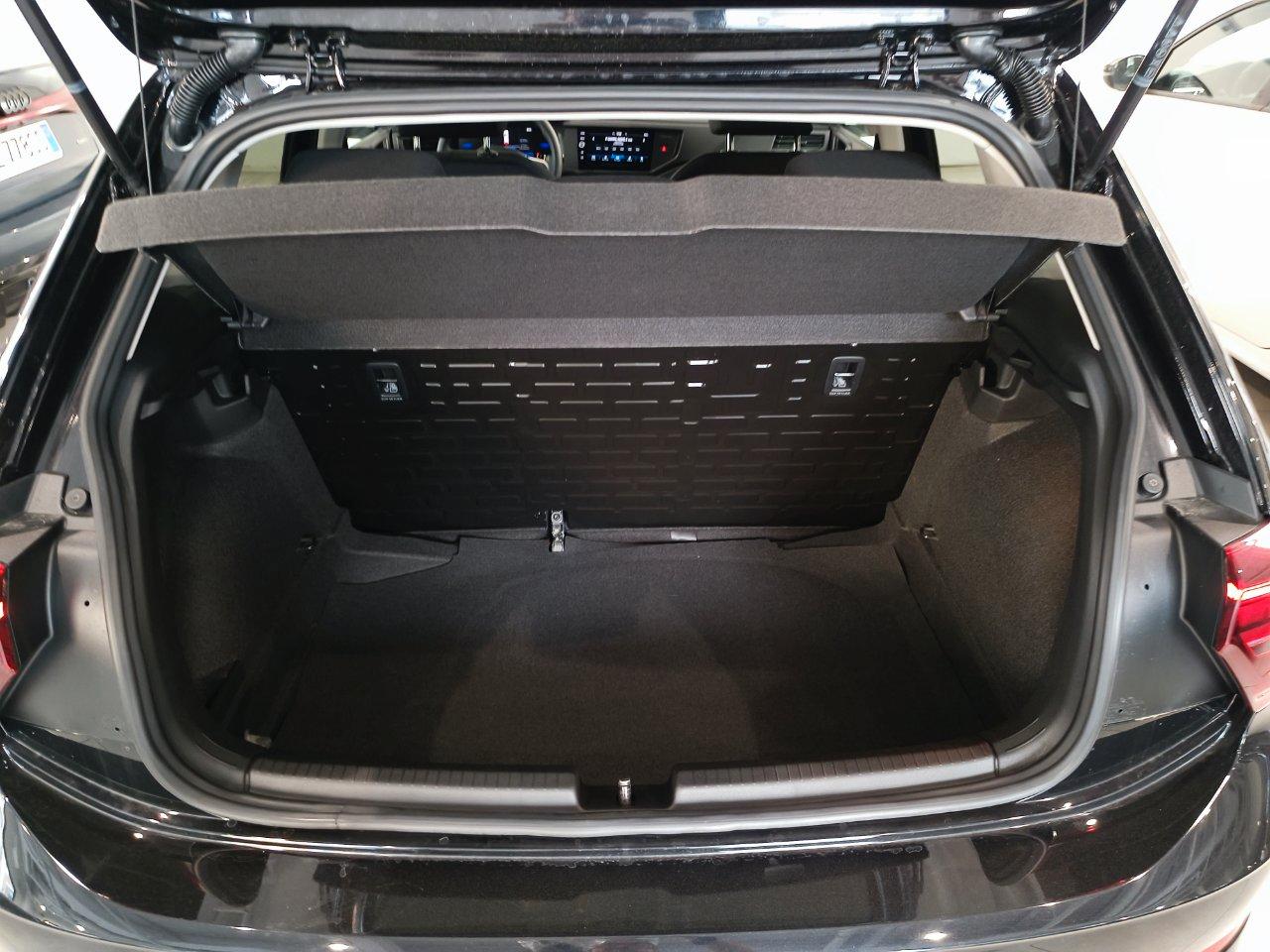 Volkswagen Polo 1.0 80cv nuova pronta consegna