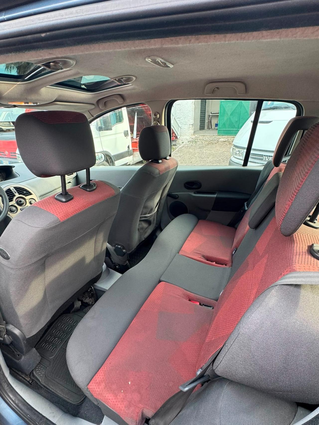 Renault Modus 1.5 dCi 85CV Dynamique