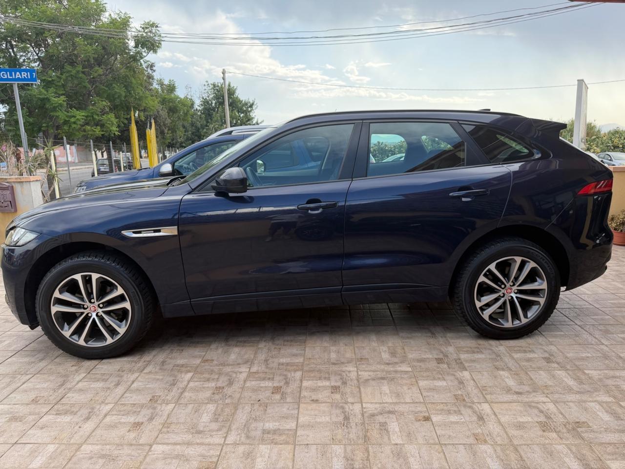 Jaguar F-Pace 2.0 D 180 CV AWD aut. Portfolio