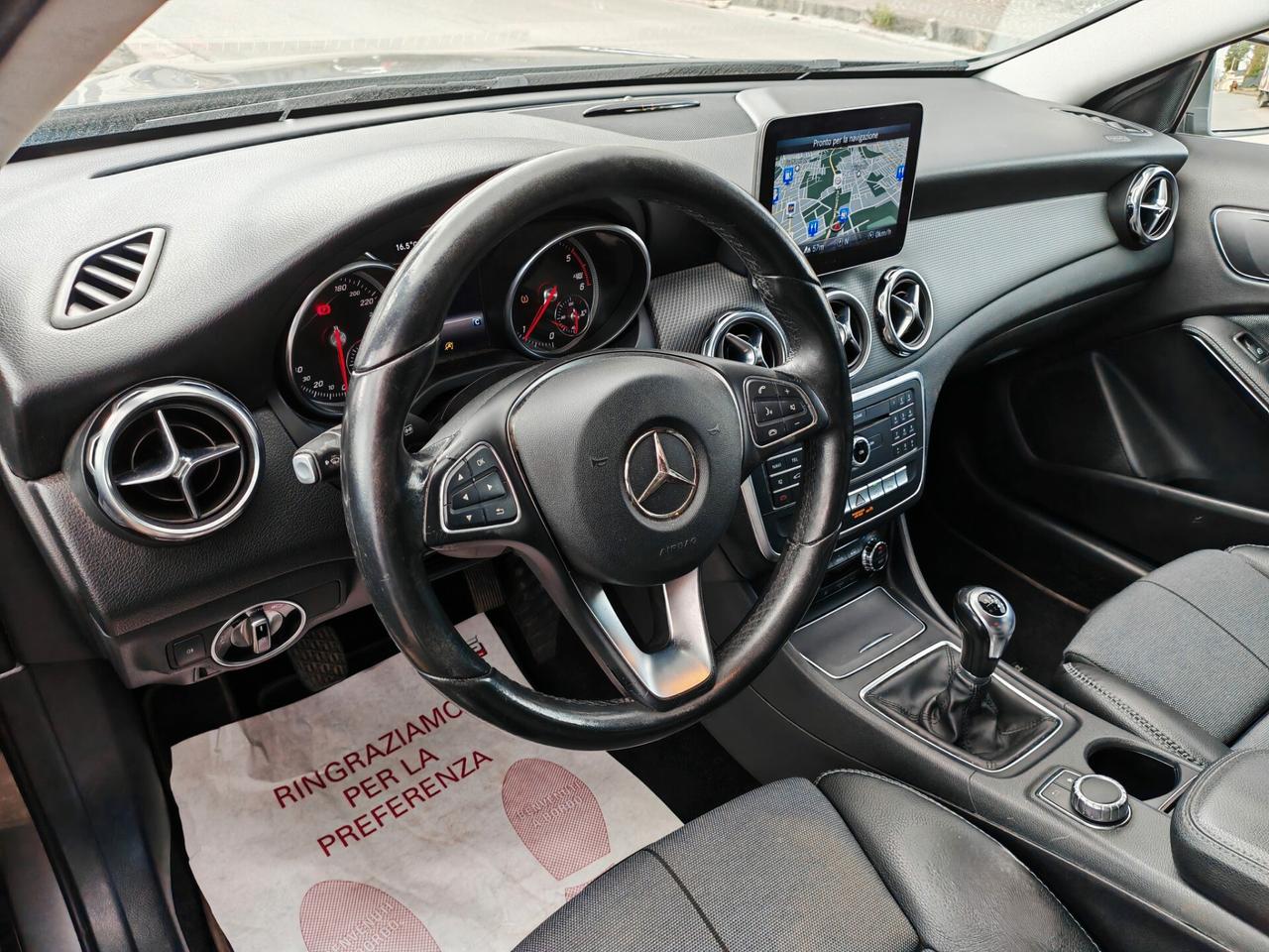 Mercedes GLA 180 d Business Extra