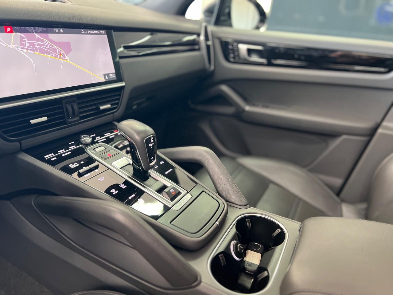 Porsche Cayenne 3.0 V6
