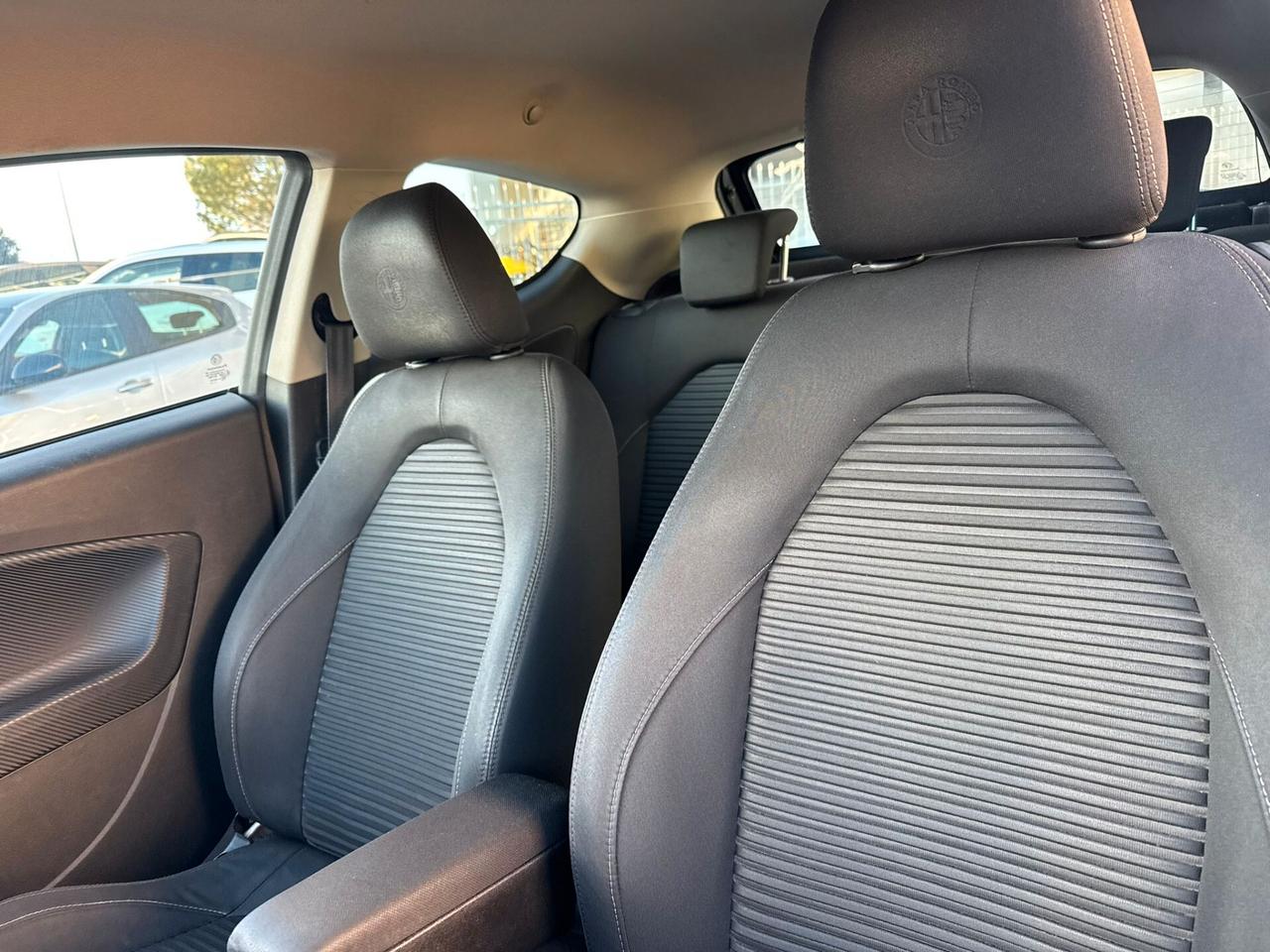 Alfa Romeo MiTo 1.3 JTDm-2 95 CV Sport pack GARANZIA