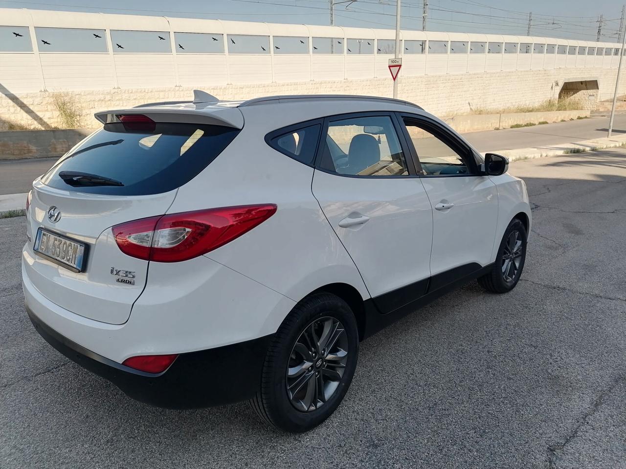 Hyundai iX35 1.7 CRDi 2WD Xpossible 2014