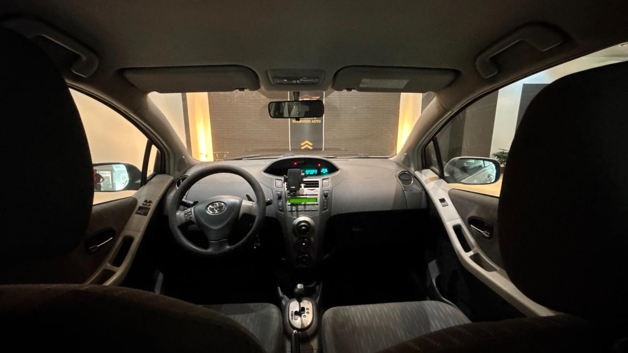 TOYOTA YARIS 1.4D 90CV - 2009