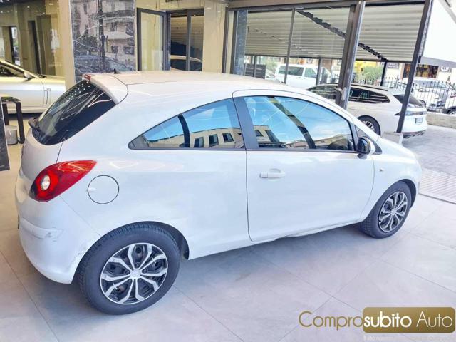 OPEL Corsa 1.2 3 porte GPL