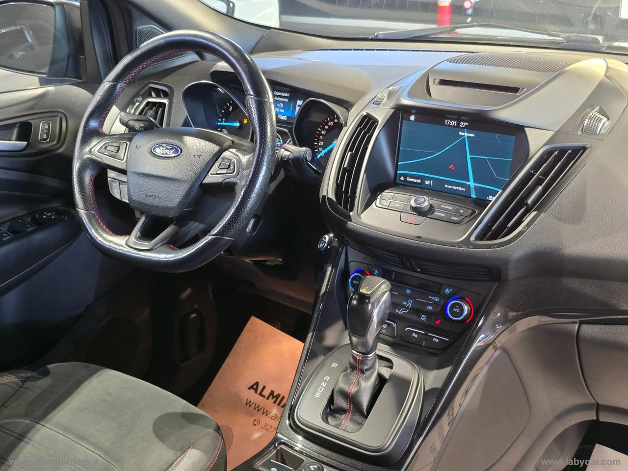 FORD Kuga 2.0 TDCI 180 CV S&S 4WD Pow.ST-Line