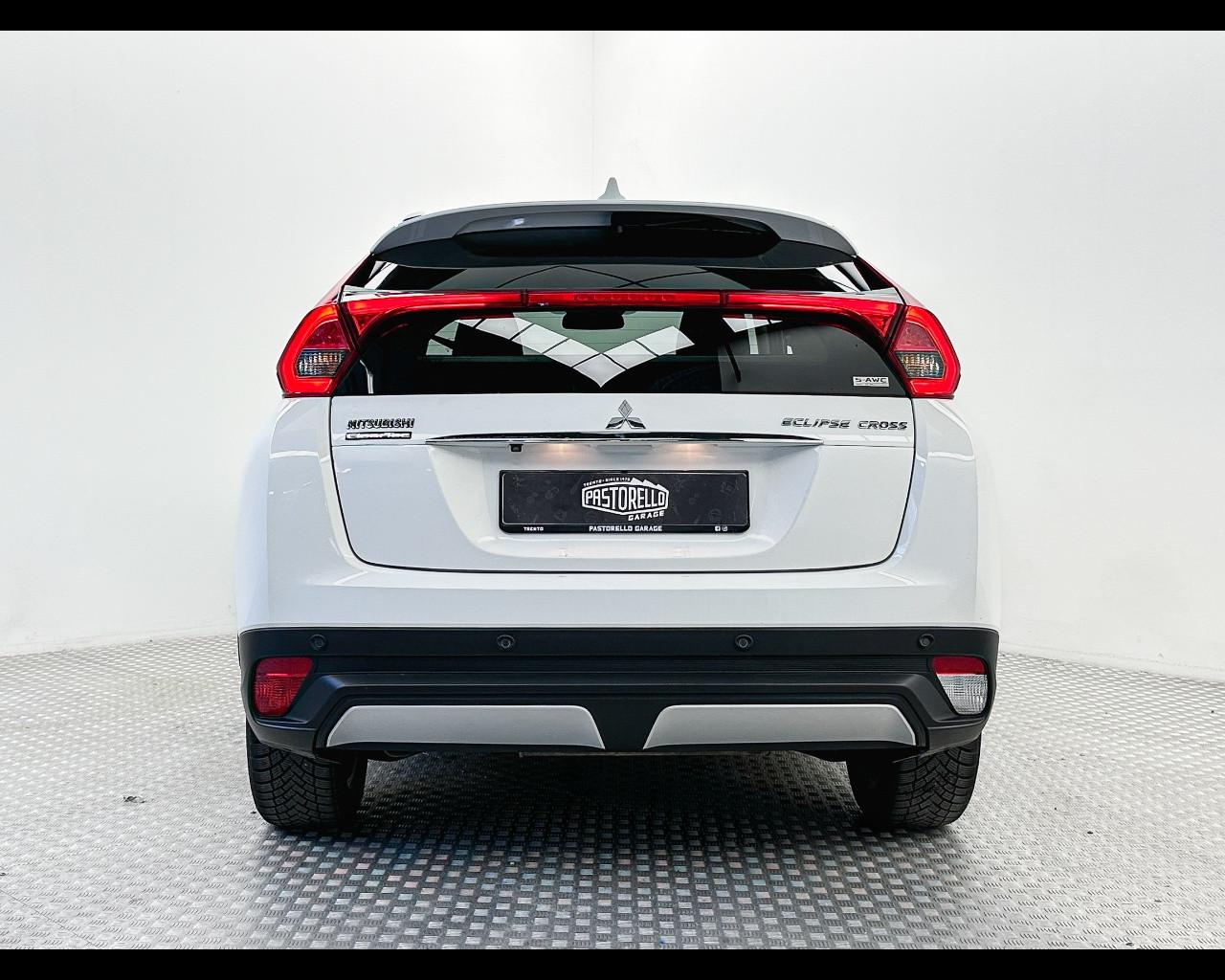 MITSUBISHI Eclipse Cross - Eclipse Cross 1.5 turbo 4WD aut. Diamond