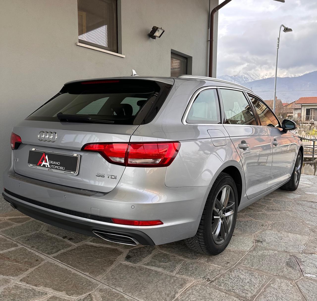 Audi A4 Avant 35 2.0 tdi Business 150cv s-tronic my16