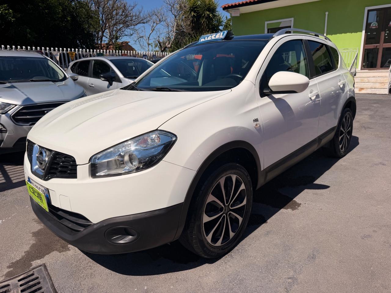Nissan Qashqai 1.5 dCi DPF Tekna 90.000 KM CERTIFICATI