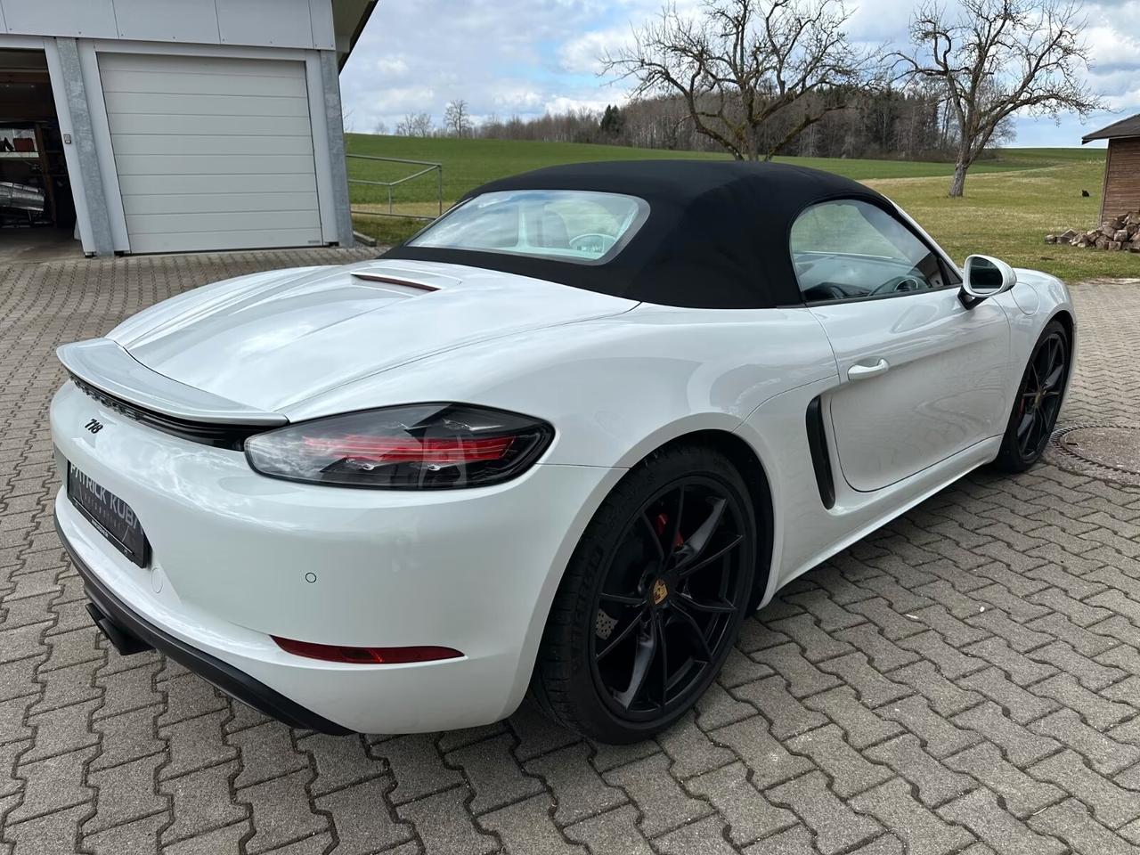Porsche 718 Spyder Boxster 2.5 S