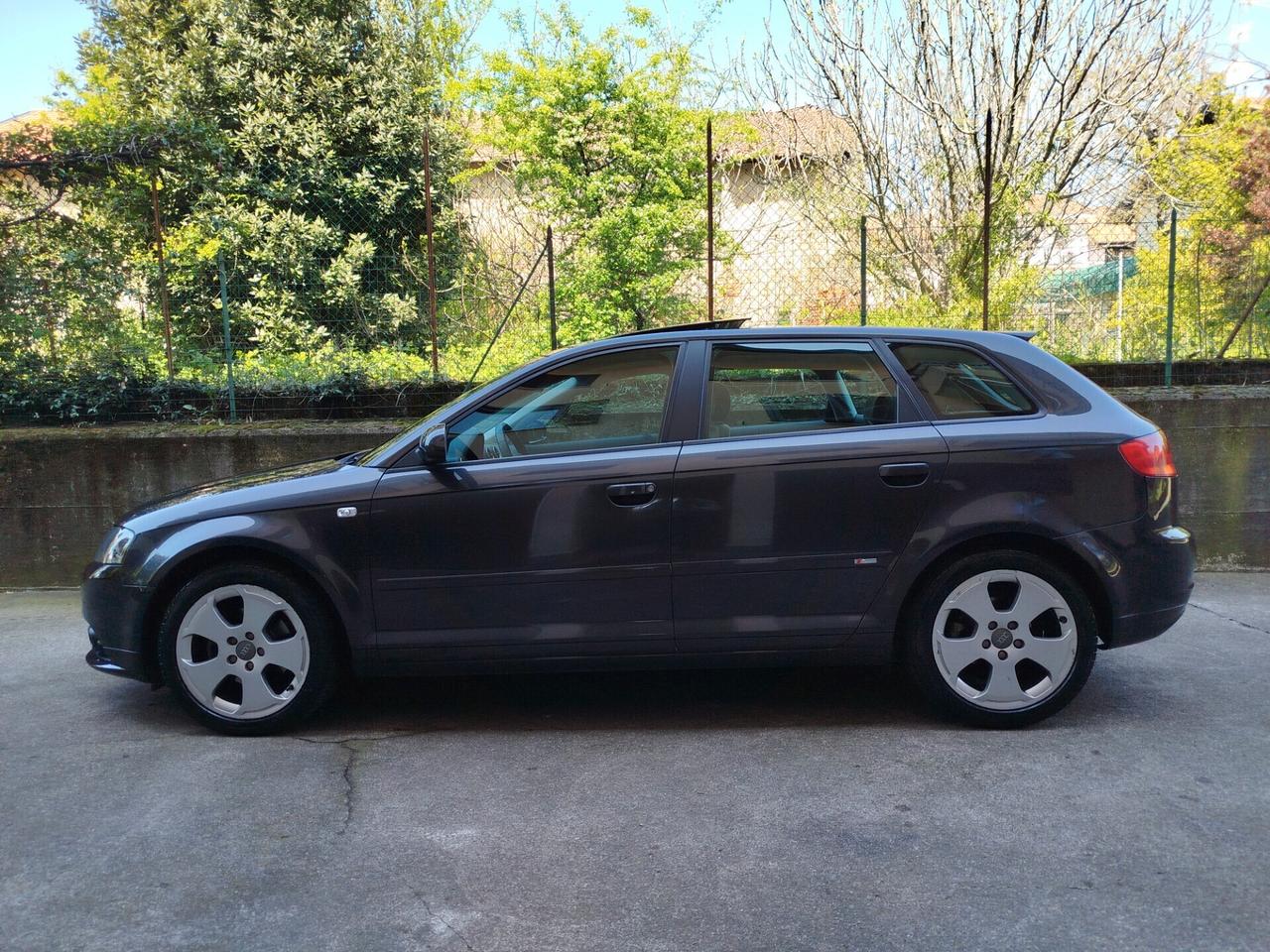 Audi A3 SPB 2.0 TDI 140cv / Tettuccio / Unipro