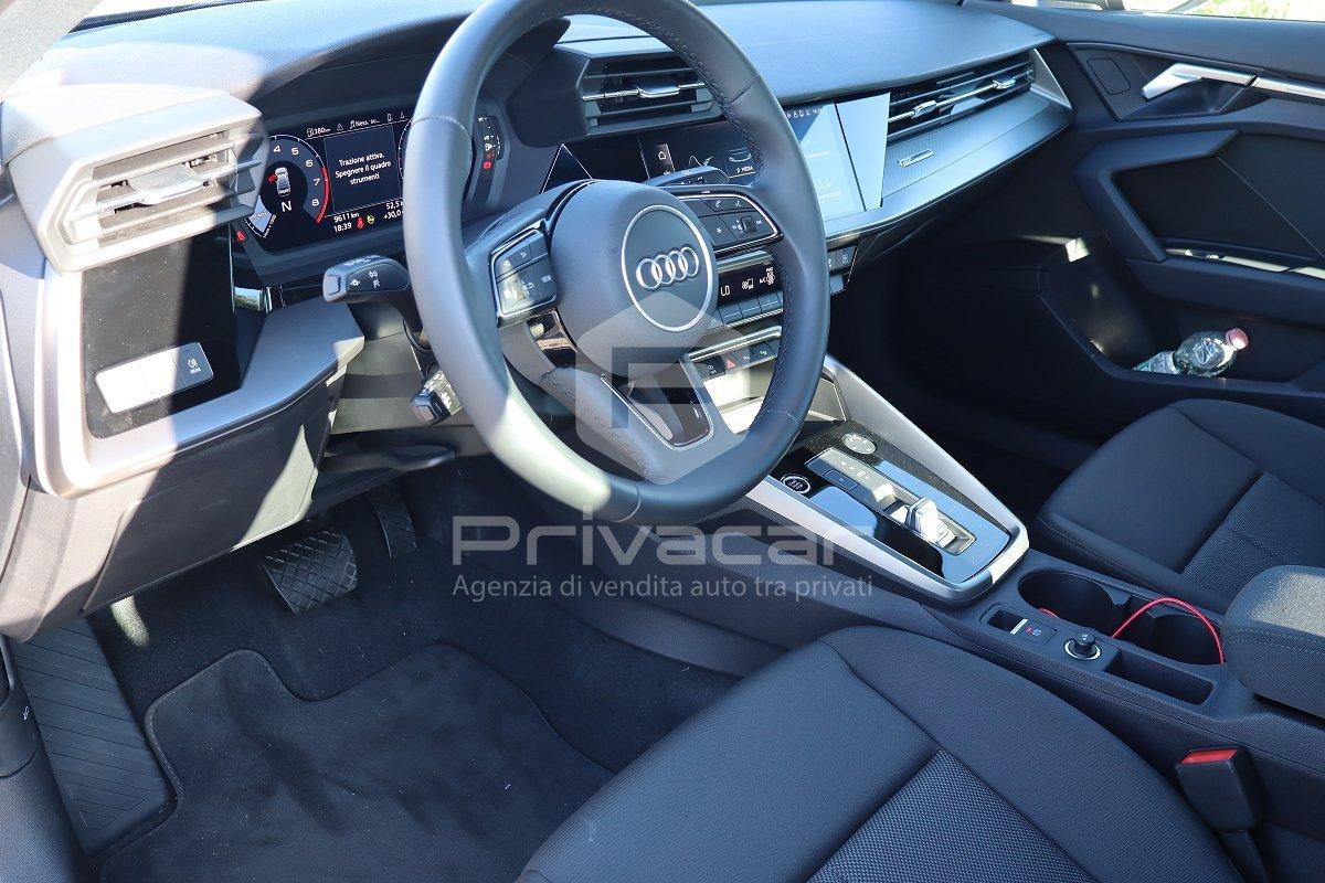 AUDI A3 Sedan 35 TFSI S tronic Business Advanced