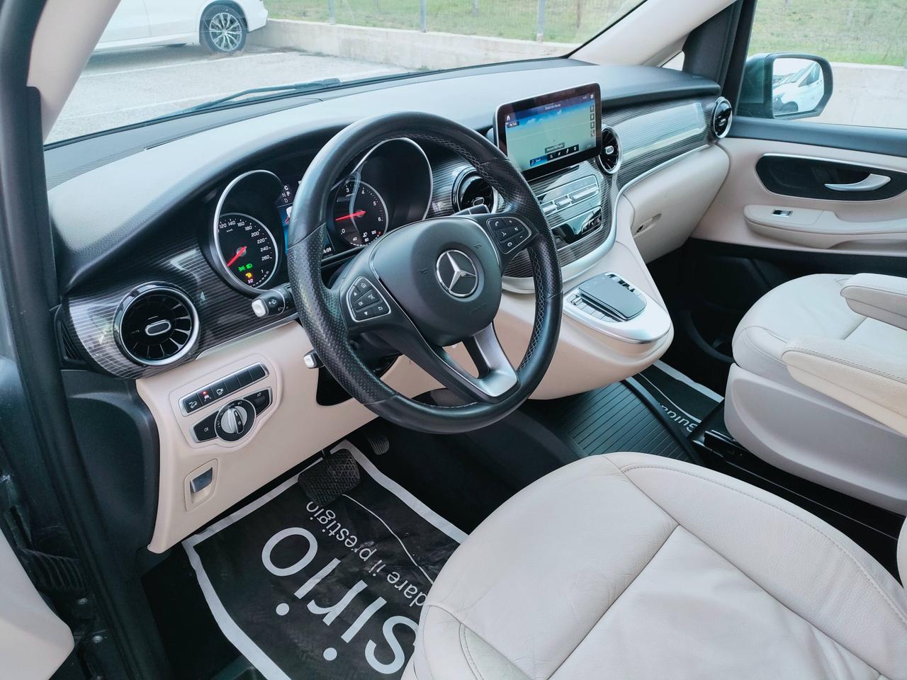 Mercedes-Benz Classe V - W447 2019 Long - V Long 250 d Premium 4matic auto
