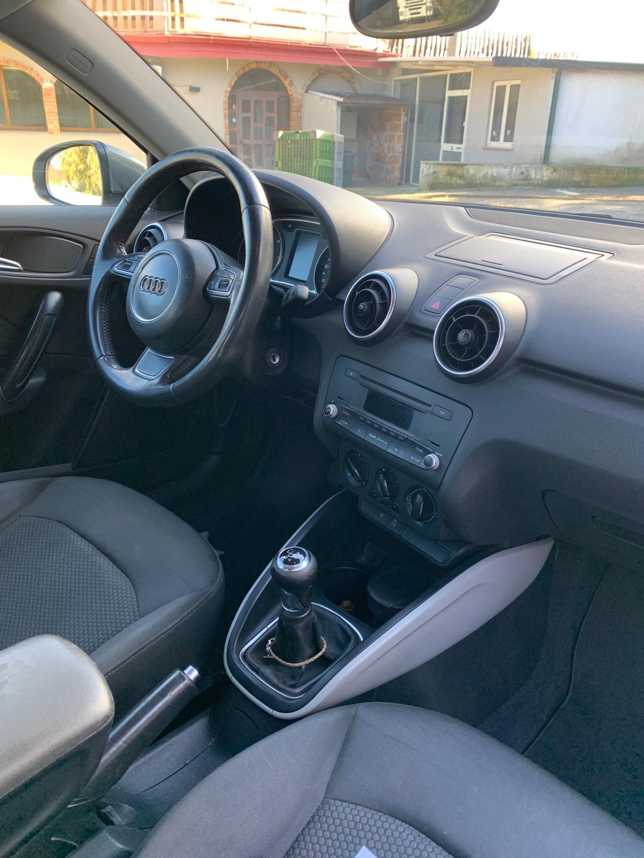 Audi A1 1.6 TDI S line edition plus 130000KM