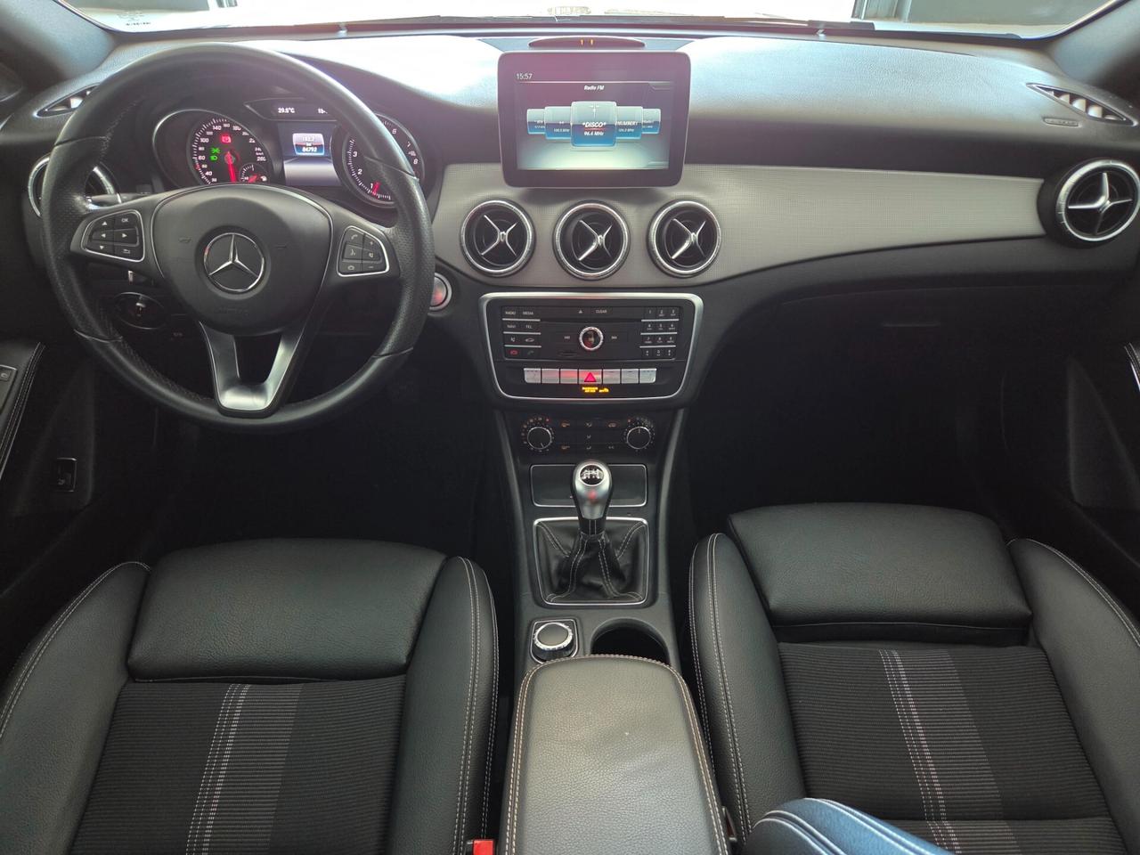 Mercedes-benz CLA 200 Business