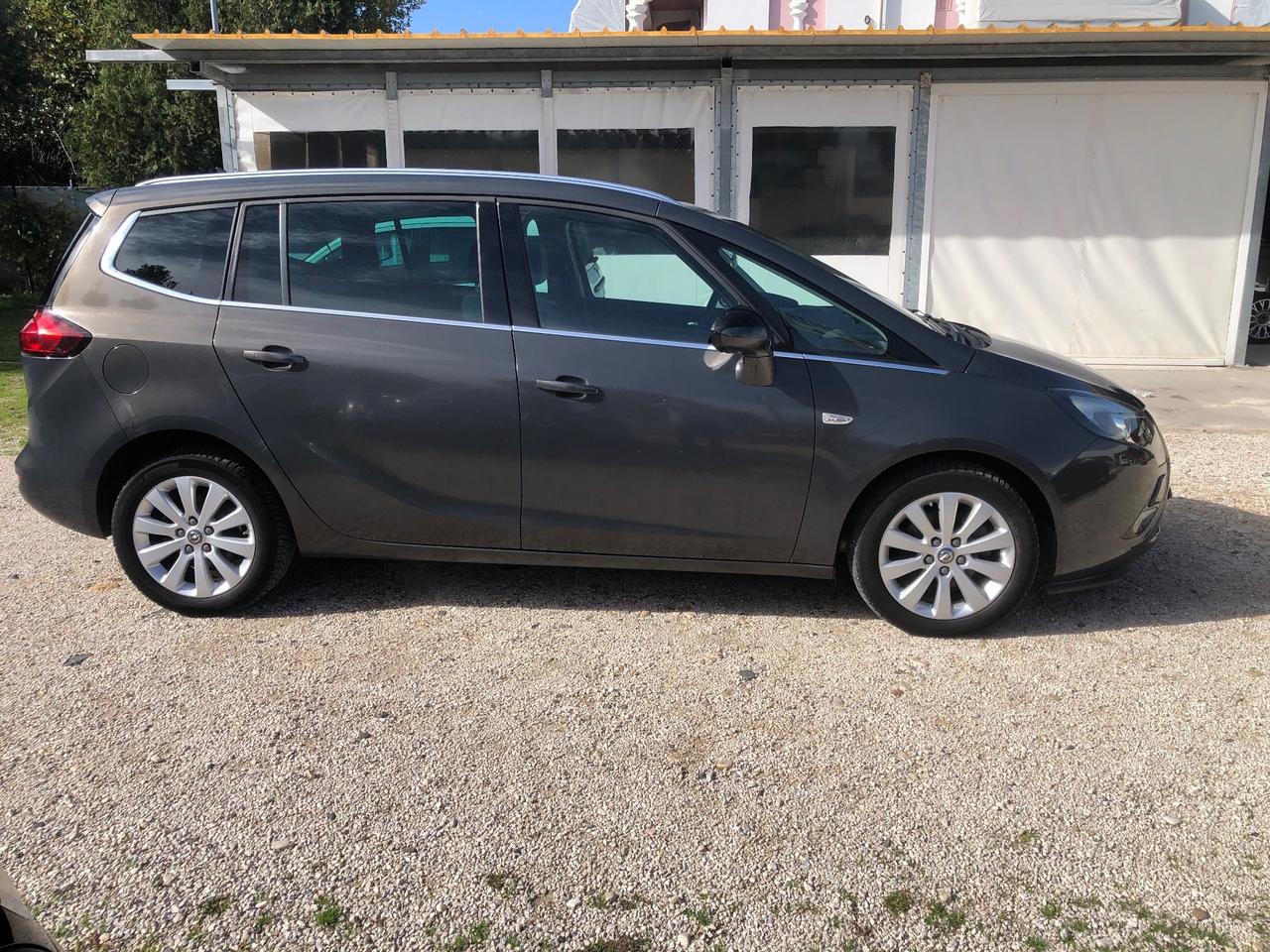 OPEL ZAFIRA TOURER - 7 POSTI - METANO