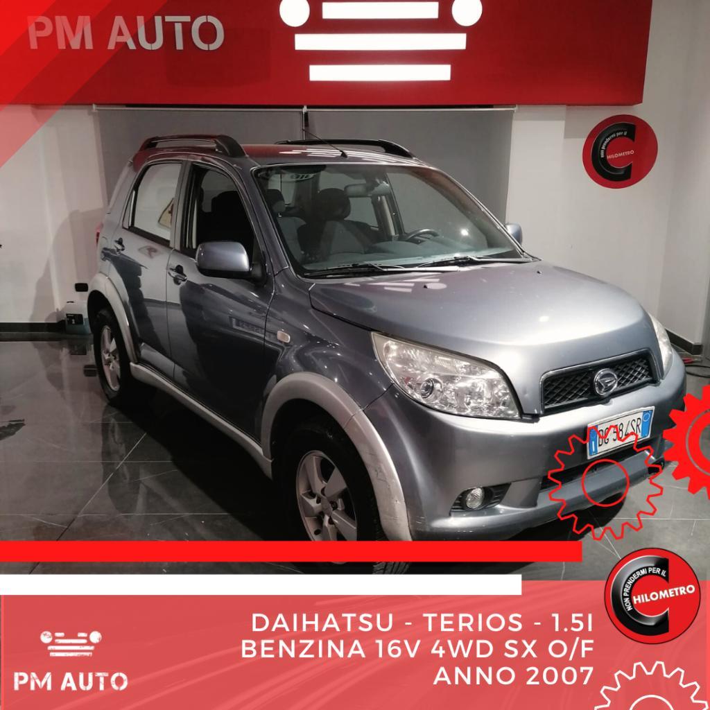 DAIHATSU - Terios - 1.5i 16V 4WD SX O/F