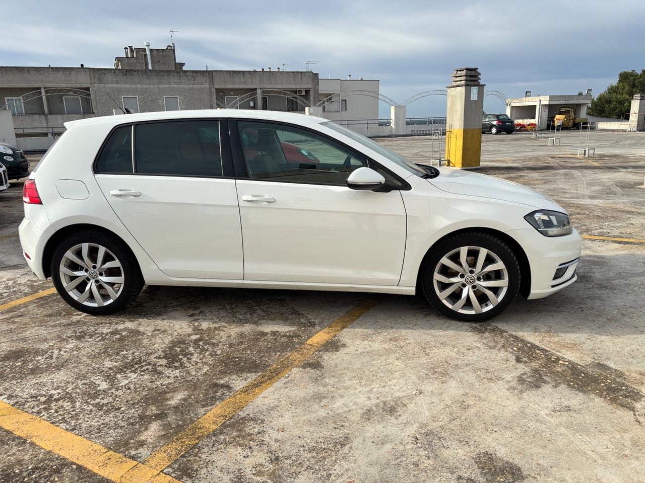 Volkswagen Golf 1.6 TDI 115 CV DSG 5p. Highline BlueMotion Technology