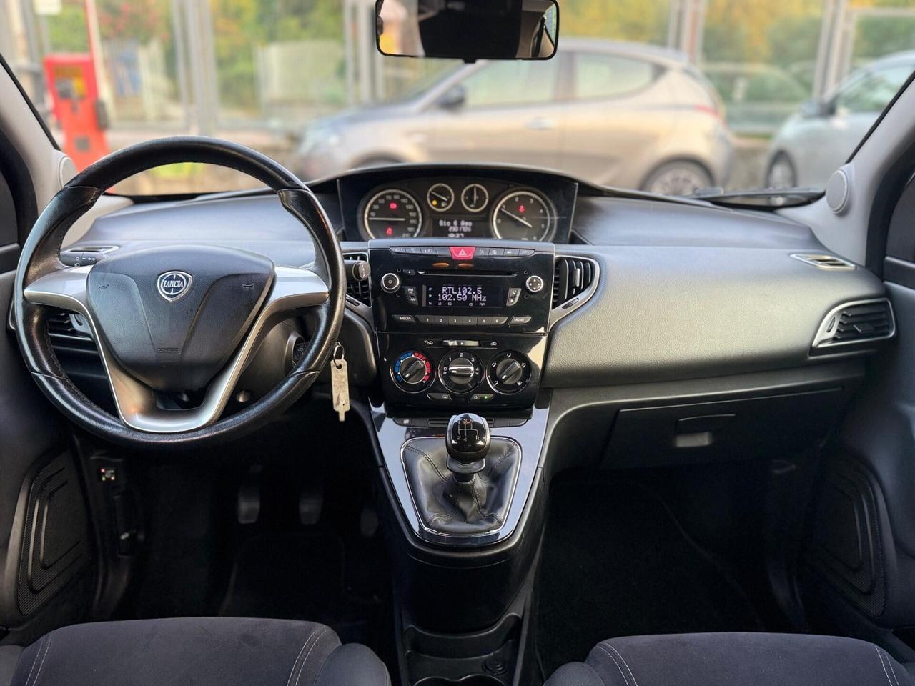 Lancia Ypsilon 1.2 Ecochic GPL Silver