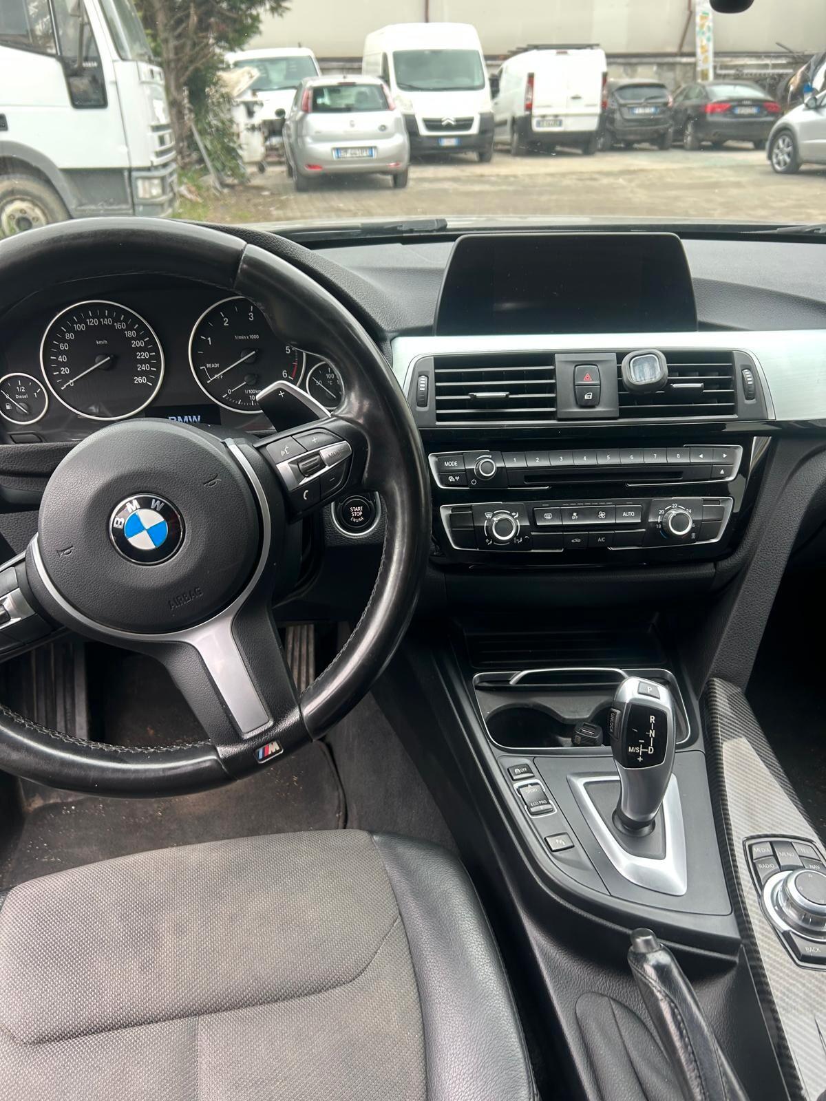 Bmw 320 320d xDrive Touring Msport