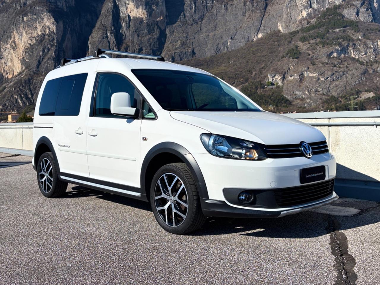 Volkswagen Caddy 1.6 TDI 102 CV 5p. Cross