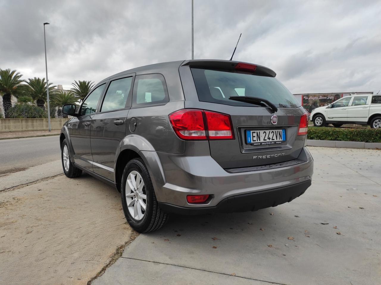 Fiat Freemont 2.0 Mjet - 140cv 7 POSTI