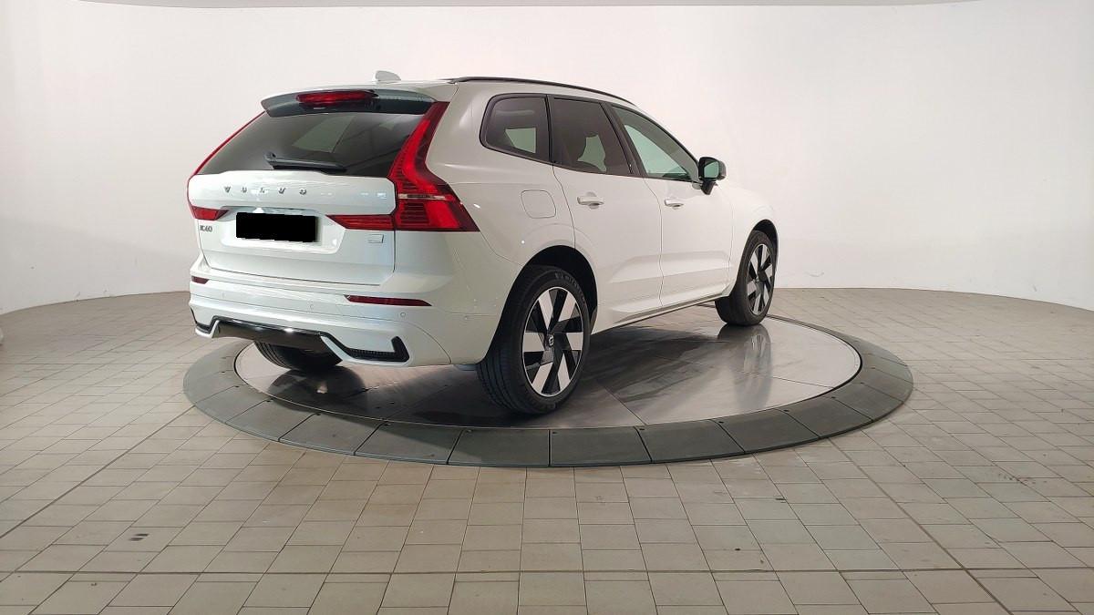 VOLVO Xc60 T6 Recharge Plug-In Hybrid Awd Aut. Ultimate Dark